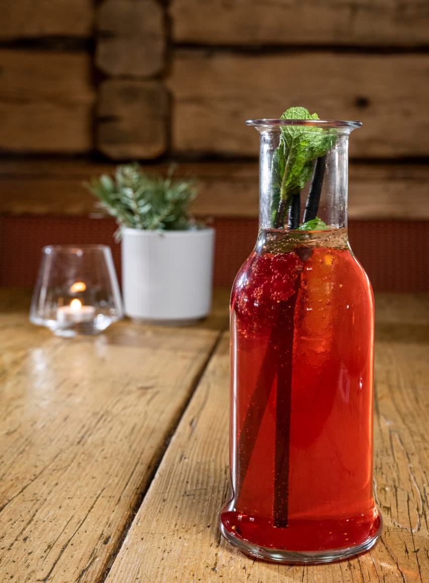 Selbstgemachte Limonade auf der Skihütte in Radstadt-Altenmarkt © Lorenz Masser Fotografie
